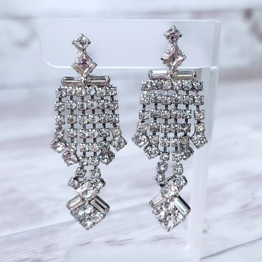 Vintage Screw On Earrings 2 & 7/8" Extra Long Clear Gem Dangle Statement Regal